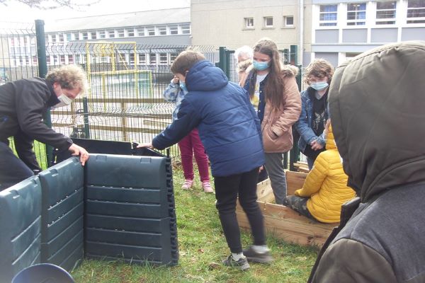 Projet De Compostage Au Collège